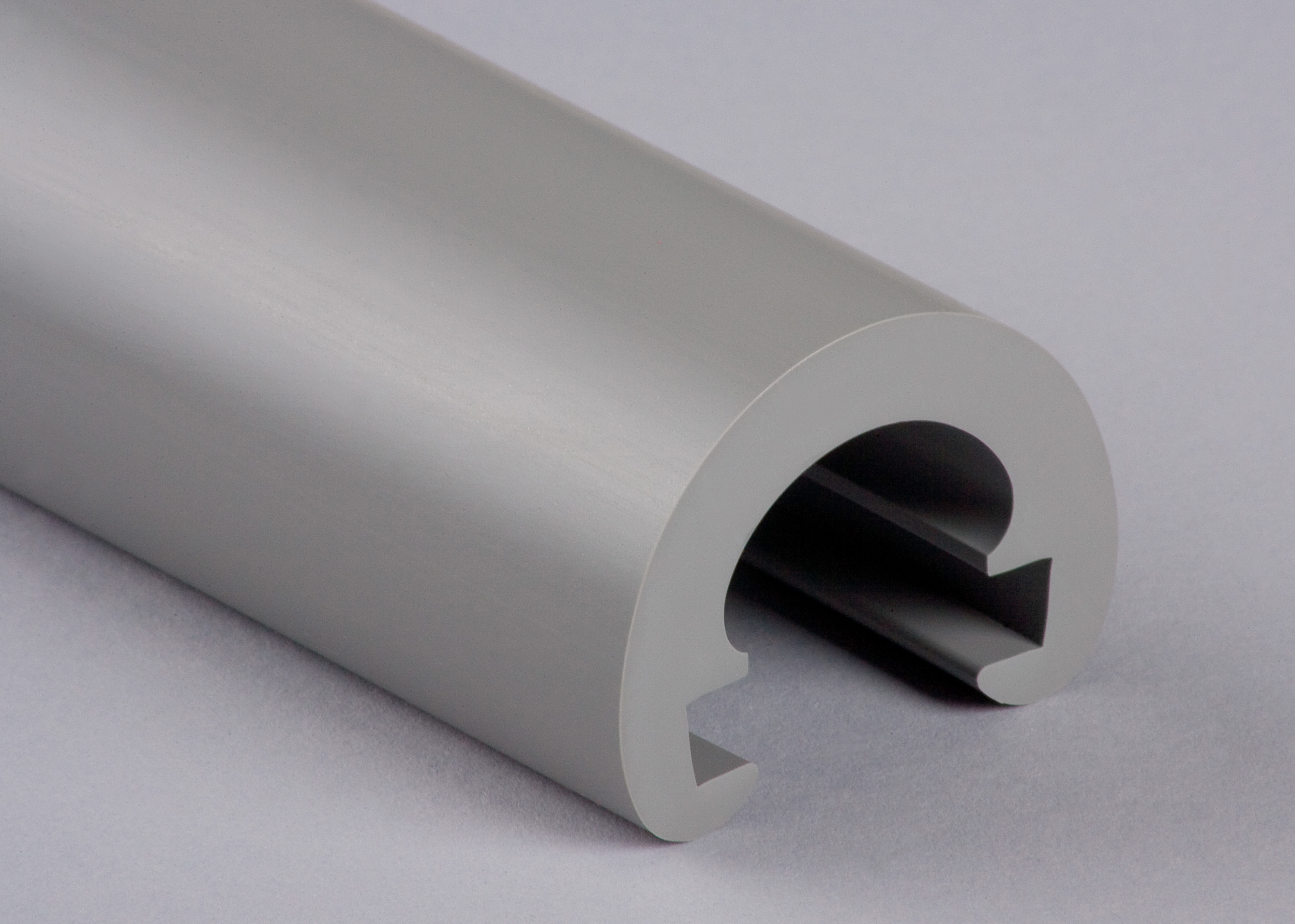 Kunststoffhandlauf Ø 55mm für 40x8mm, verkehrsgrau